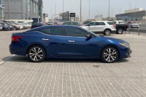 Nissan Maxima SV 2017 (Blue)