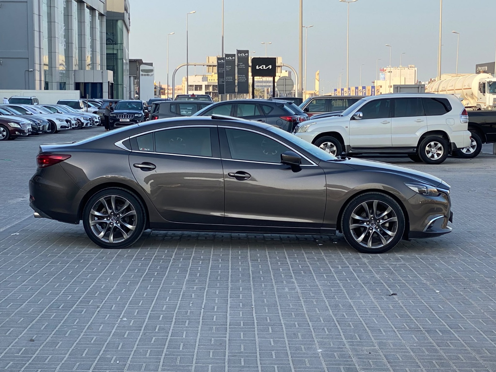 Mazda-6 / 2017 (Brown)