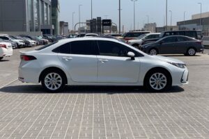 Toyota Corolla XLI 2023 (أبيض)