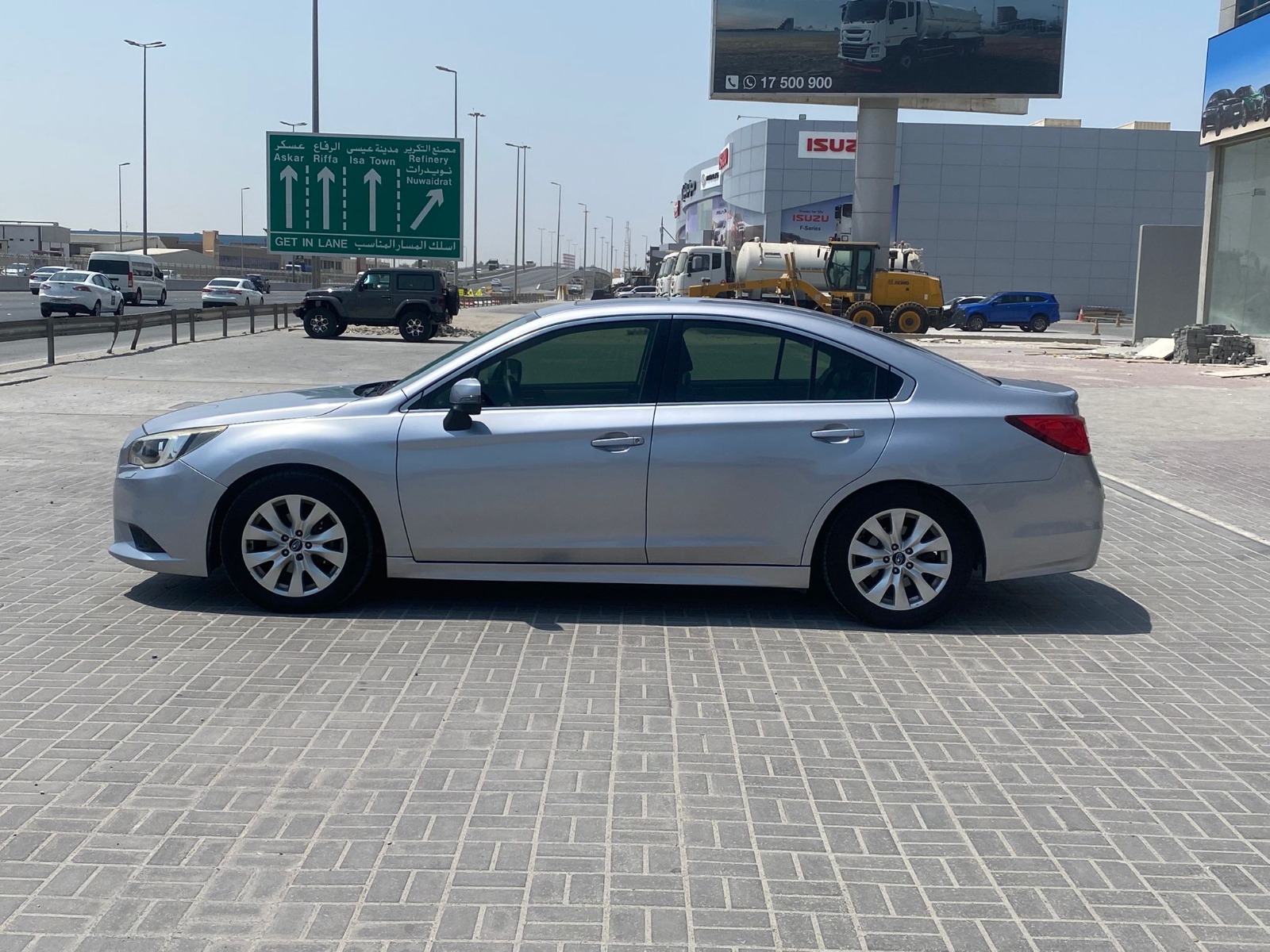 Subaru Legacy 2015 (Silver)