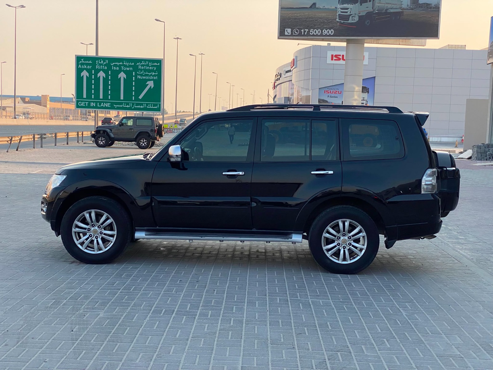 Mitsubishi Pajero GLS 2015 (Black)