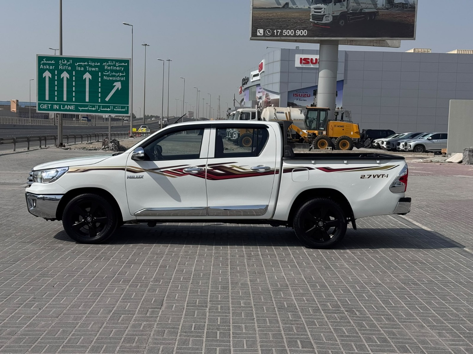 Toyota Hilux 2017 (White)