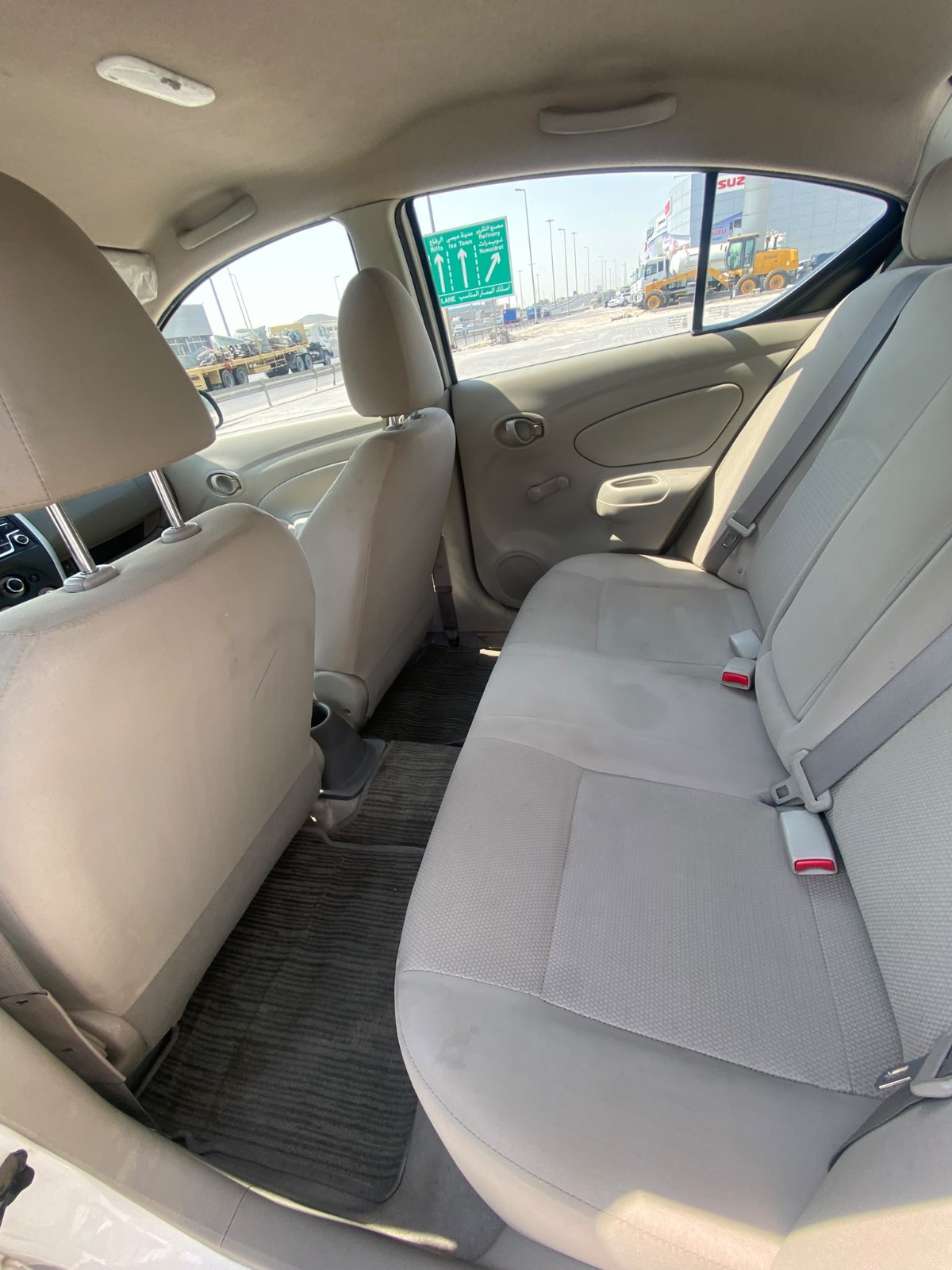 Nissan Sunny 2024 (White)