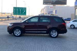 Ford Explorer XLT 2019 (ماروني)