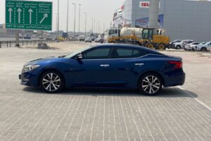 Nissan Maxima SV 2017 (Blue)