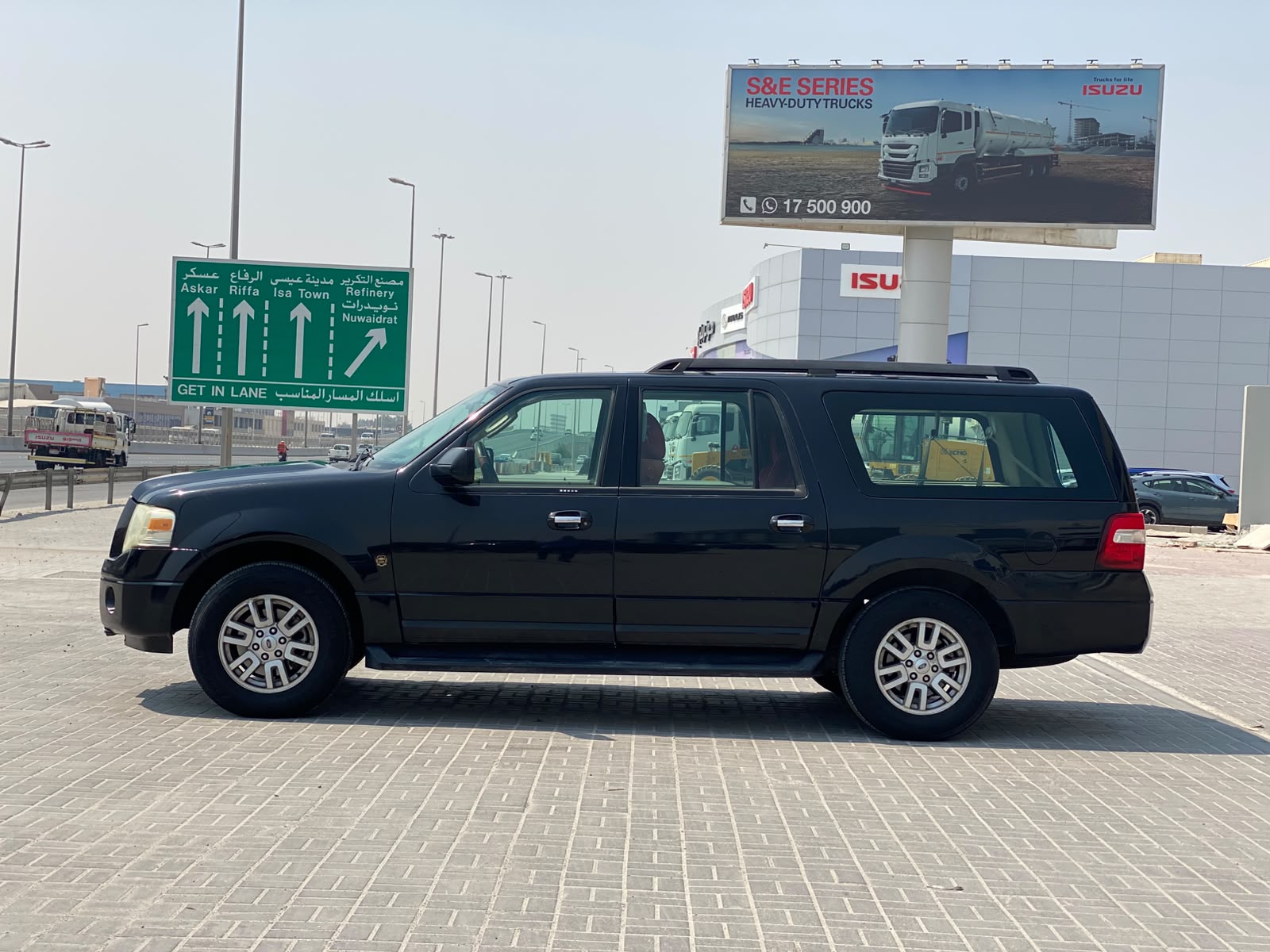Ford Expedition 2012 (Black)