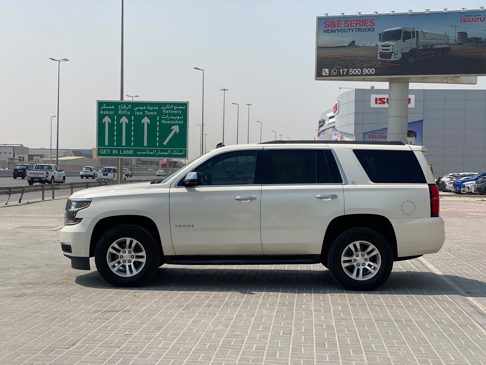 Chevrolet Tahoe 2015 (White)