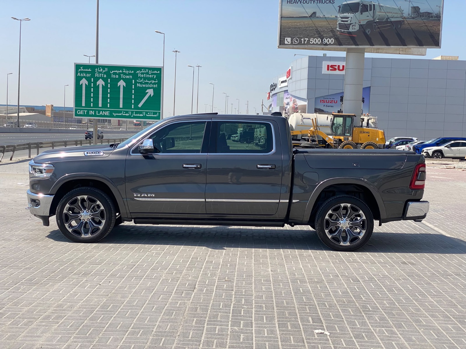 Chevrolet Silverado LT 2020 (Black)