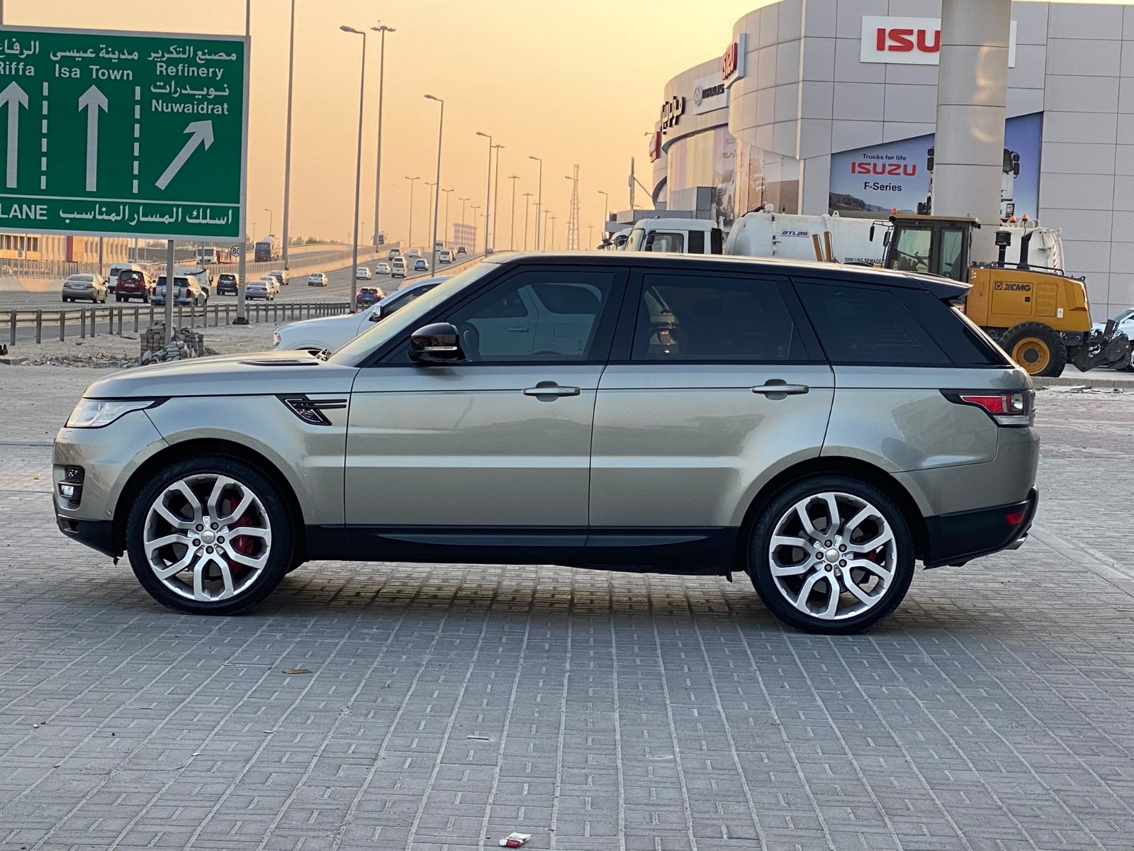 Range Rover Sport 2014 (Gold)