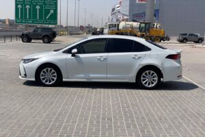 Toyota Corolla XLI 2023 (أبيض)