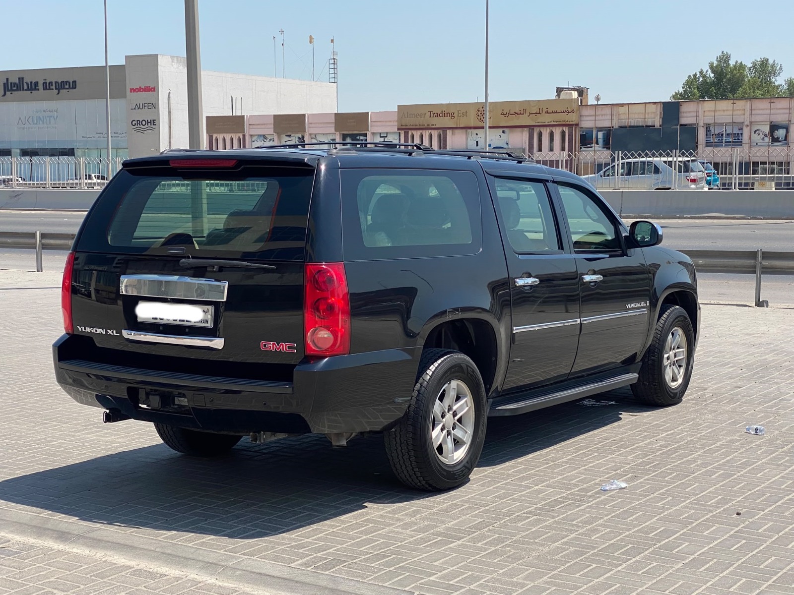 GMC Yukon XL 2009 (Black)