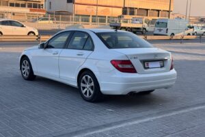 Mercedes Benz C-180 / 2014 (White)