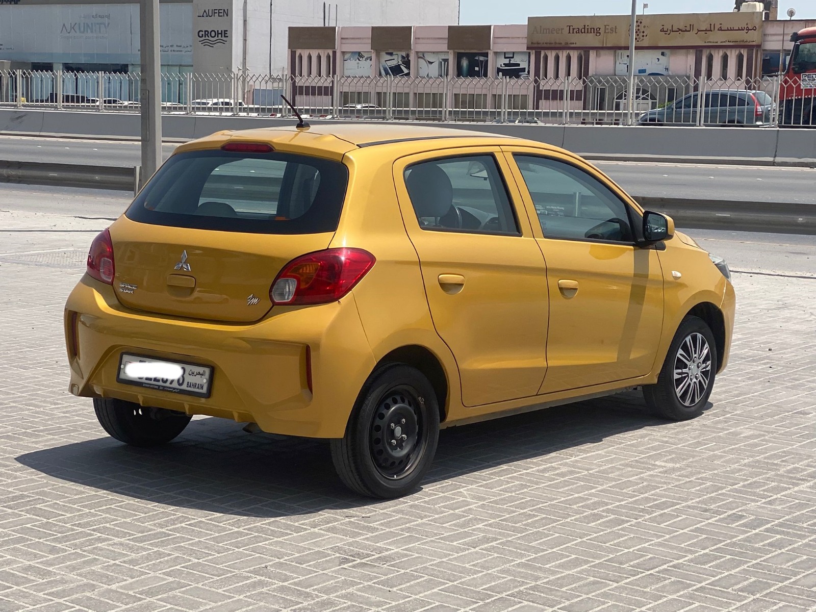 Mitsubishi Spacestar 2022 (Yellow)