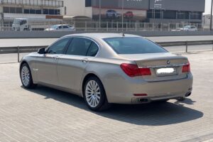 BMW 750Li 2012 (Silver)