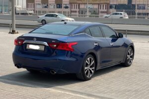Nissan Maxima SV 2017 (Blue)