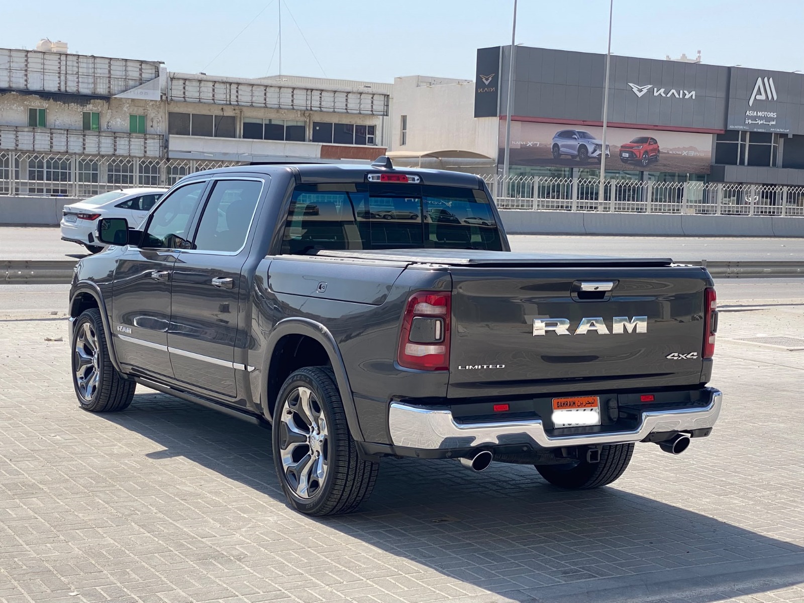 Chevrolet Silverado LT 2020 (Black)