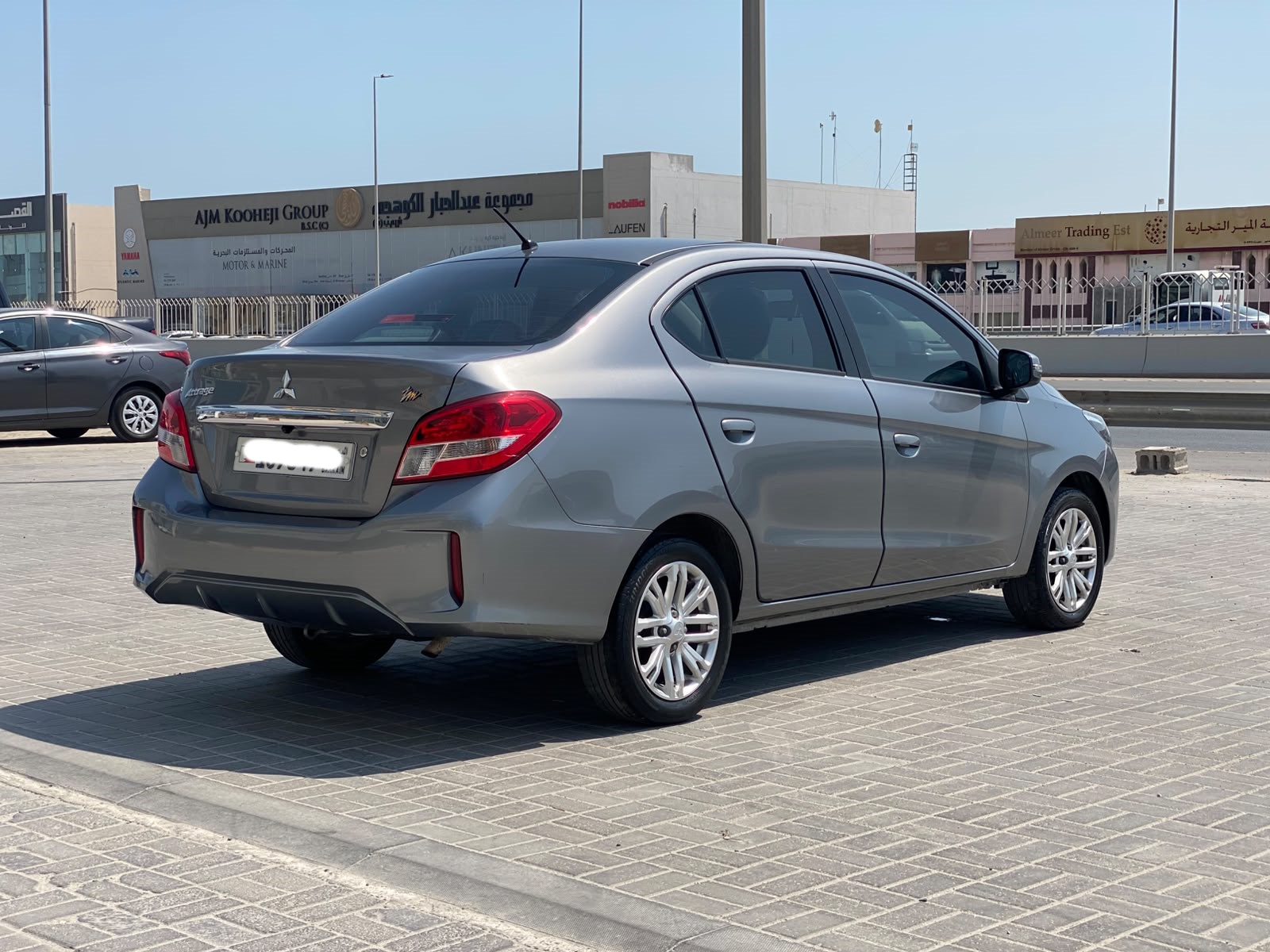 Mitsubishi Attrage 2022 (Silver)