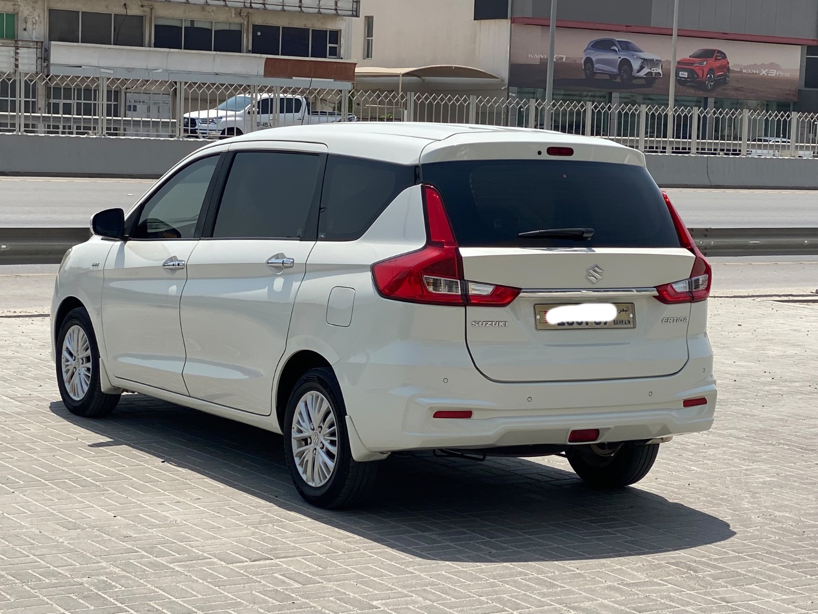 Suzuki Ertiga 2019 (White)