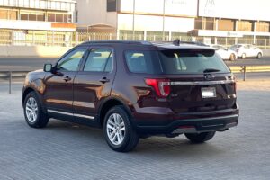 Ford Explorer XLT 2019 (ماروني)