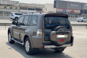 Mitsubishi Pajero GLS 2013 (Brown)