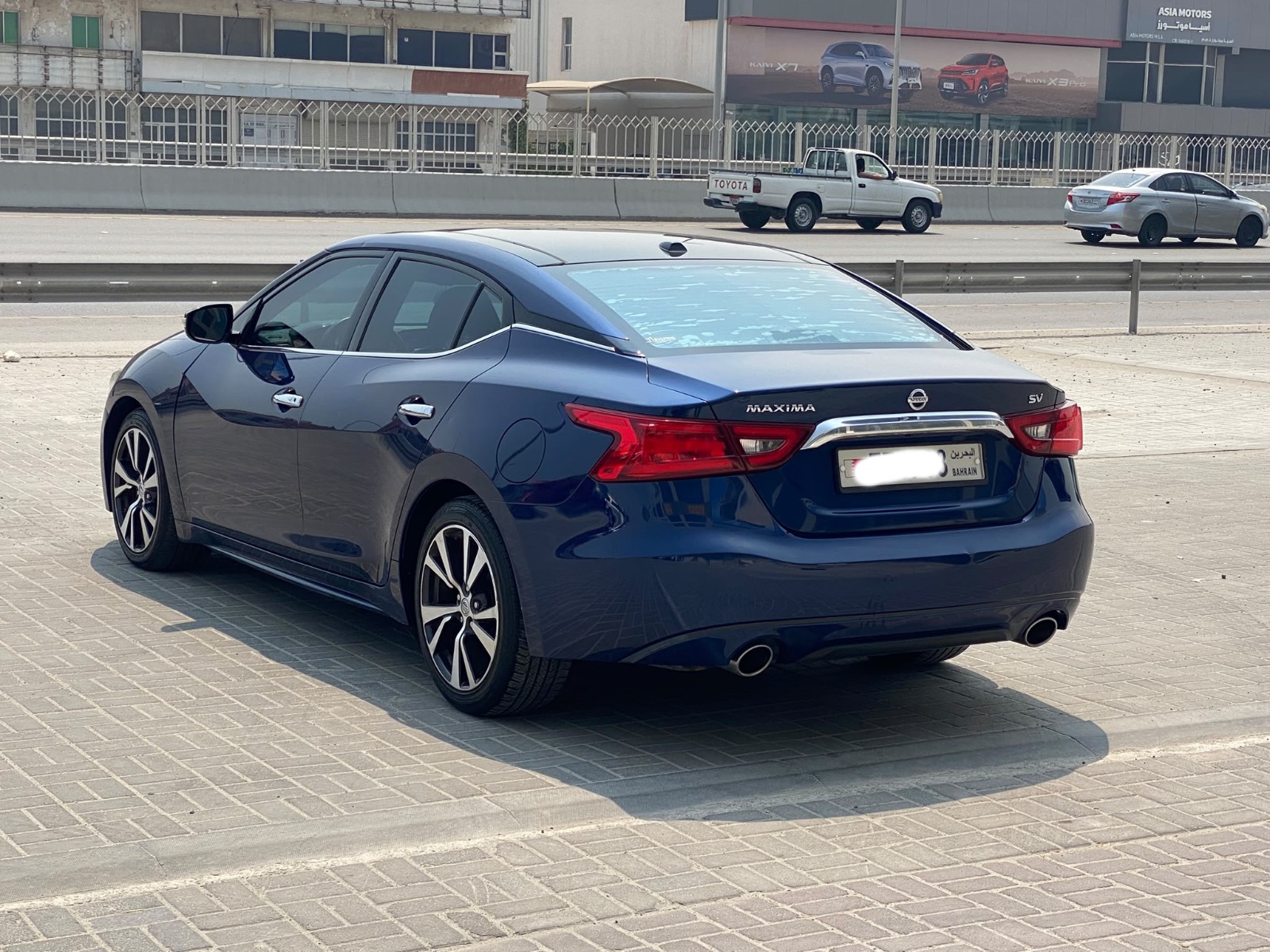 Nissan Maxima SV 2017 (Blue)