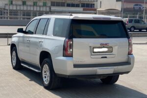 GMC Yukon 2018 (Silver)