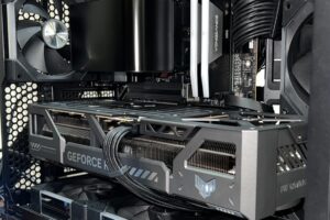 للبيع: ASUS TUF GAMING RTX 5080 OC 16GB — بحالة ممتازة كالجديد