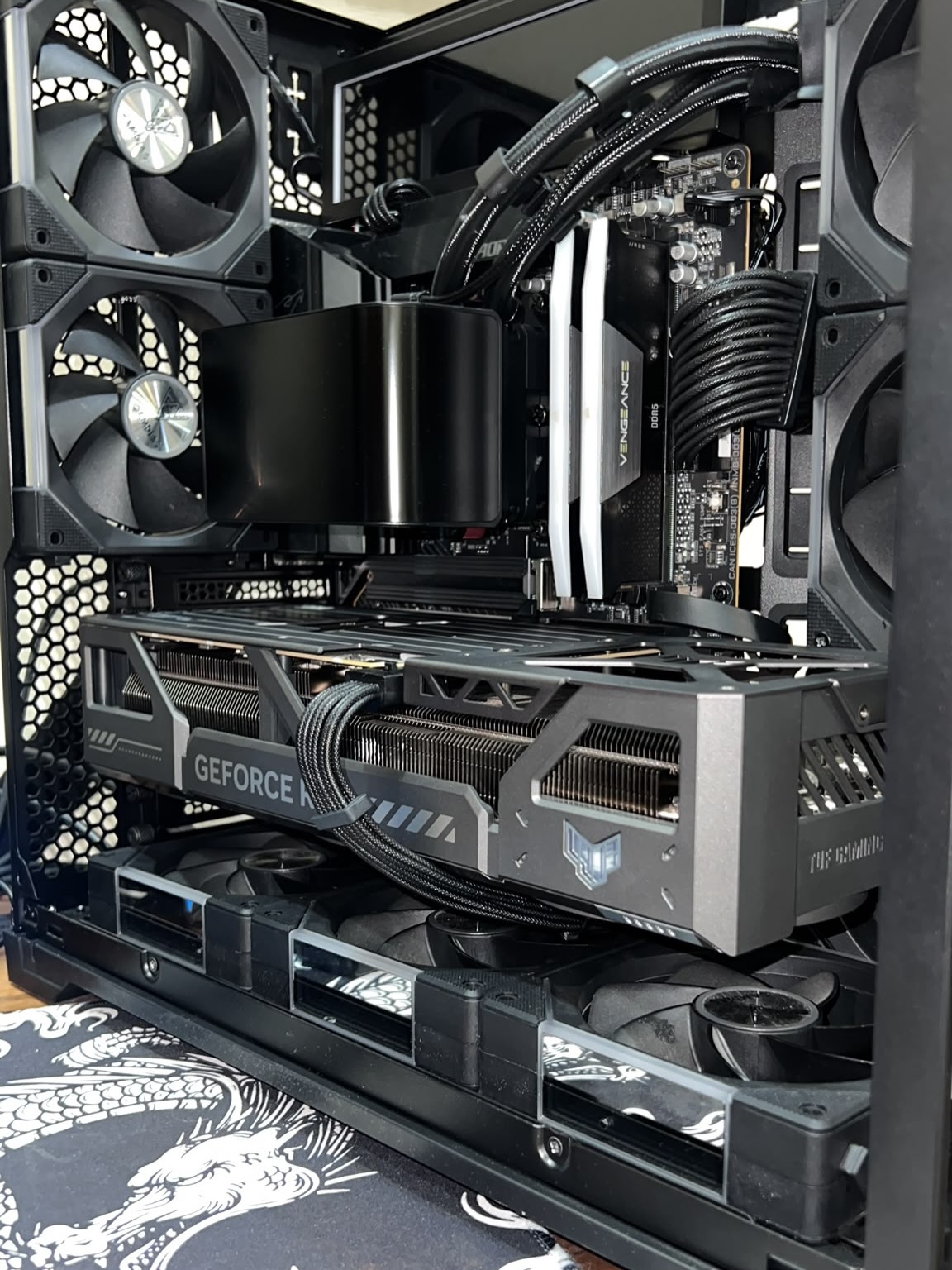 للبيع: ASUS TUF GAMING RTX 5080 OC 16GB — بحالة ممتازة كالجديد