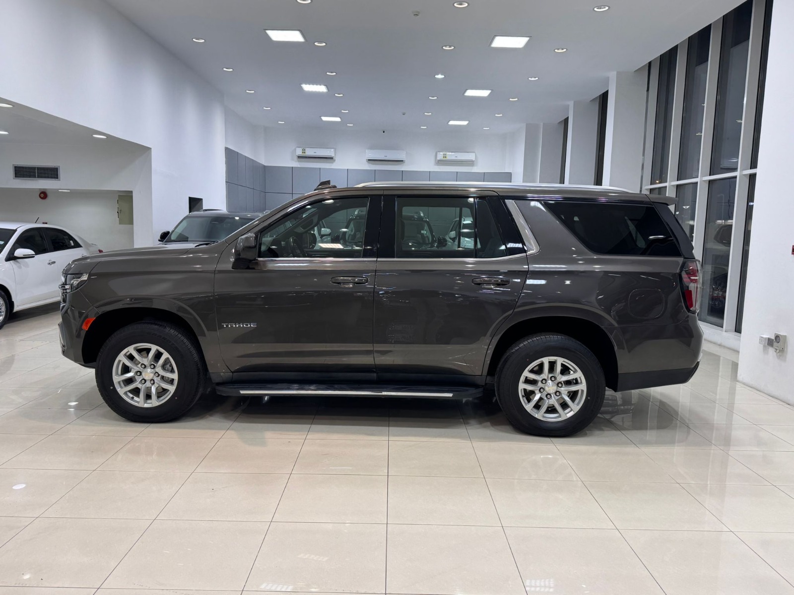 Chevrolet Tahoe LT 2021 (Grey)