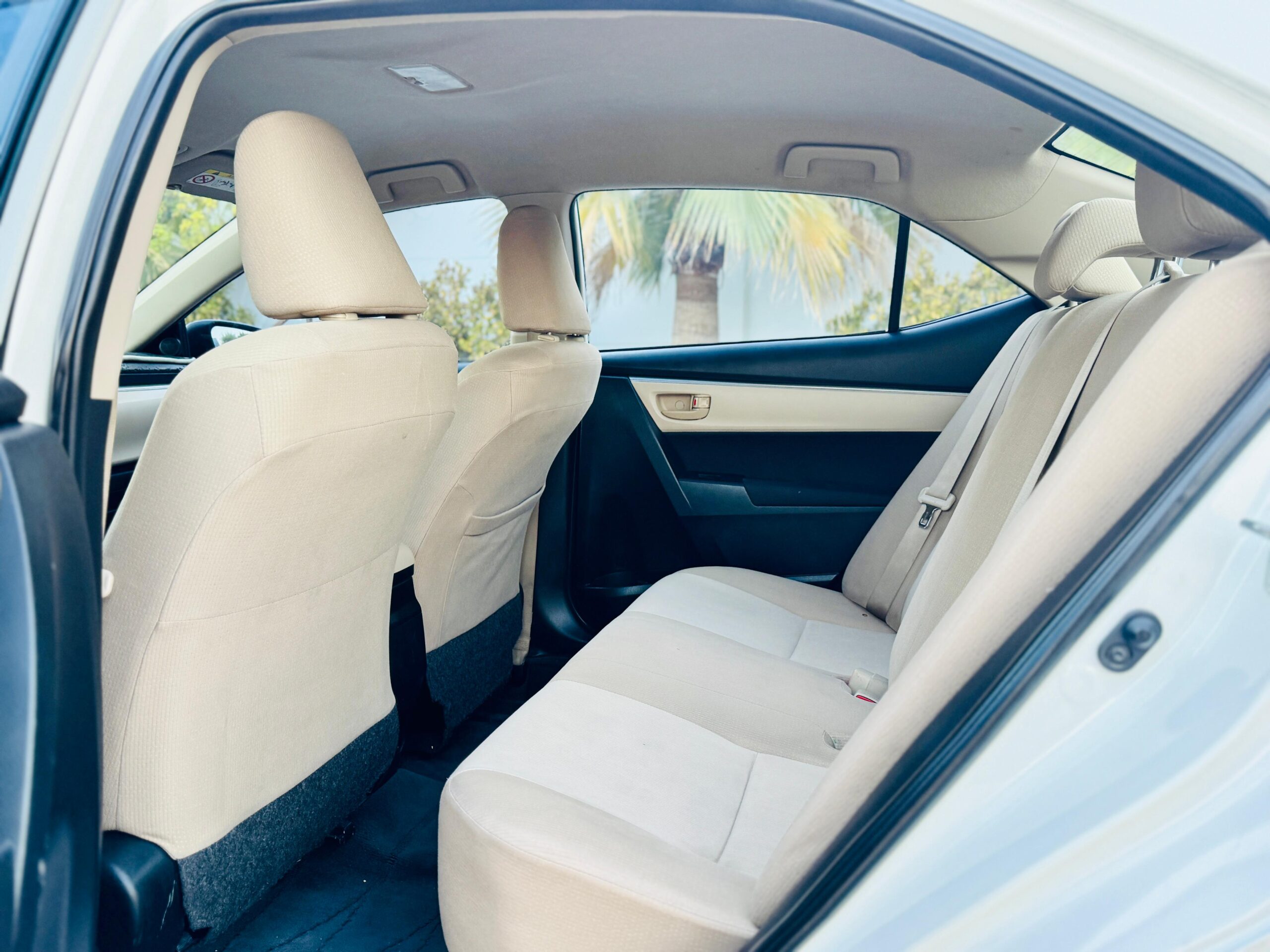 TOYOTA COROLLA 2.0 2014
