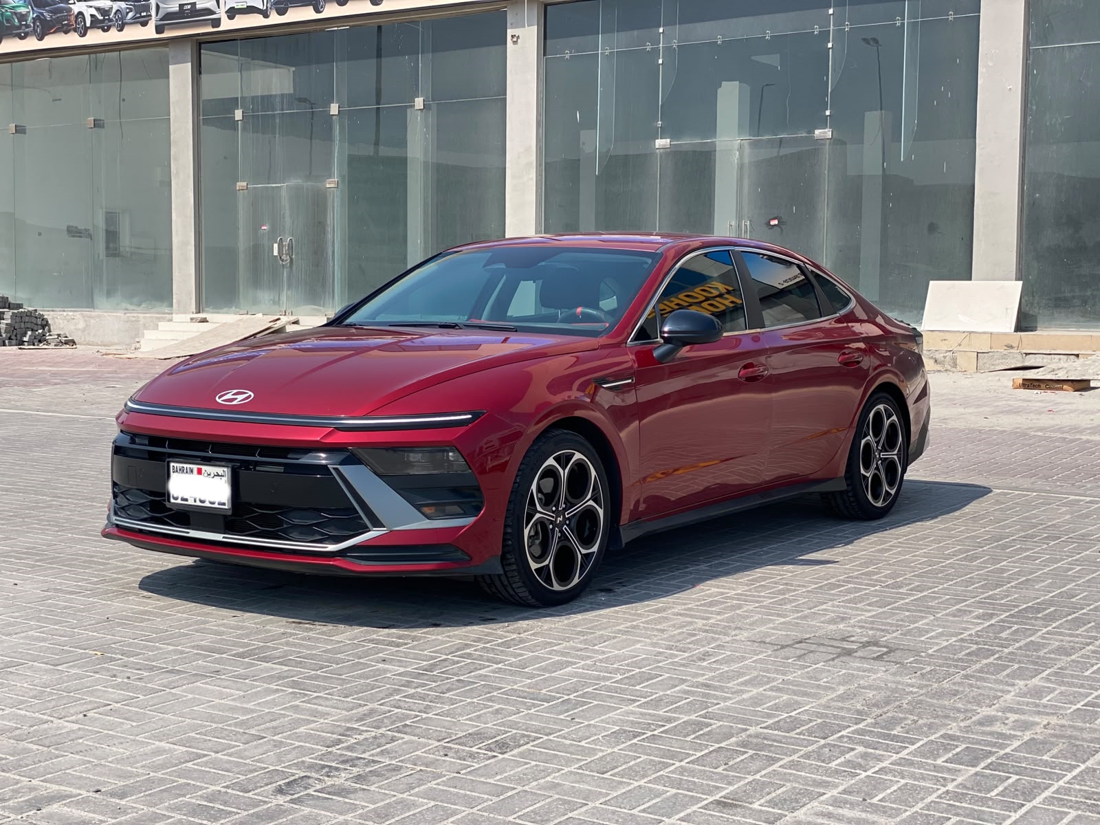 Hyundai Sonata 2025 (Red)