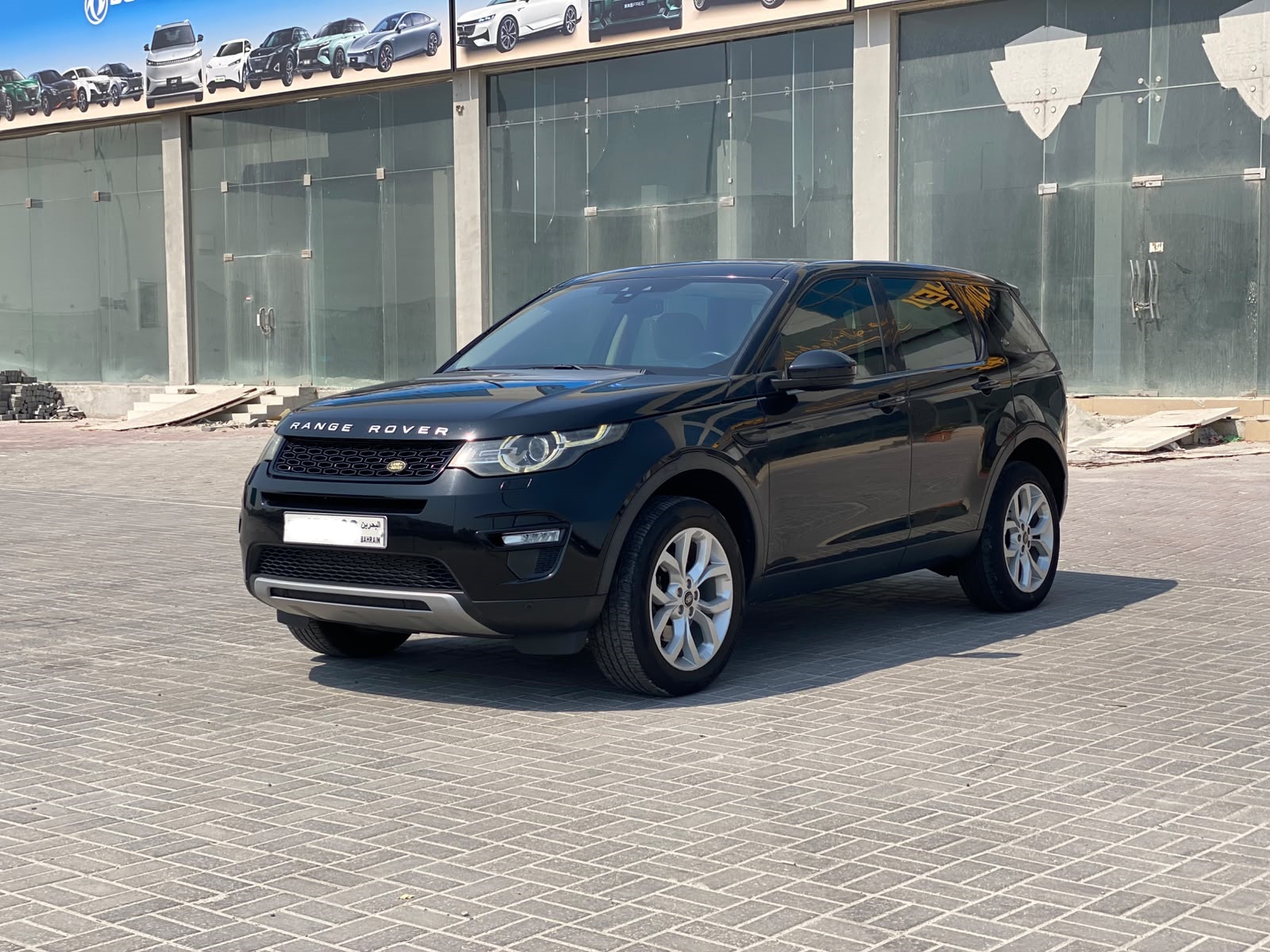Land Rover Discovery Sport 2015 (Black)