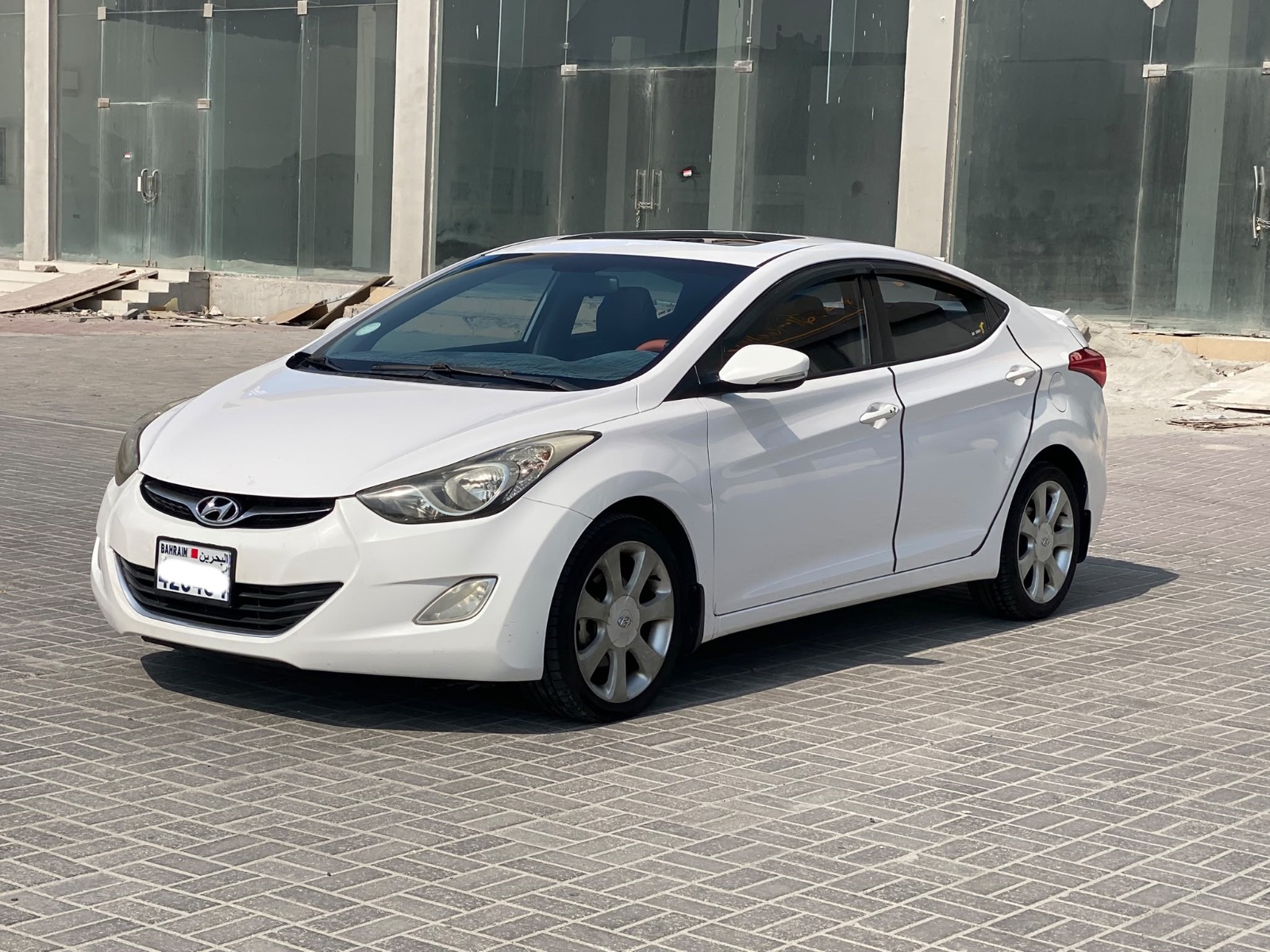Hyundai Elantra 2014 (White)