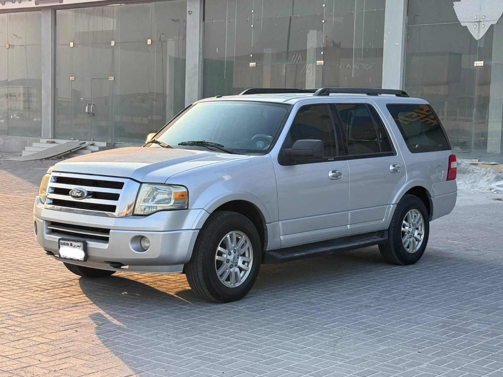Ford Expedition 2013 (Silver)