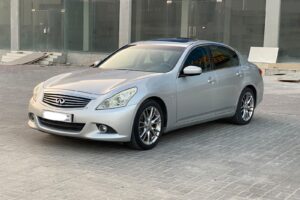 Infiniti G-25 / 2013 (Silver)