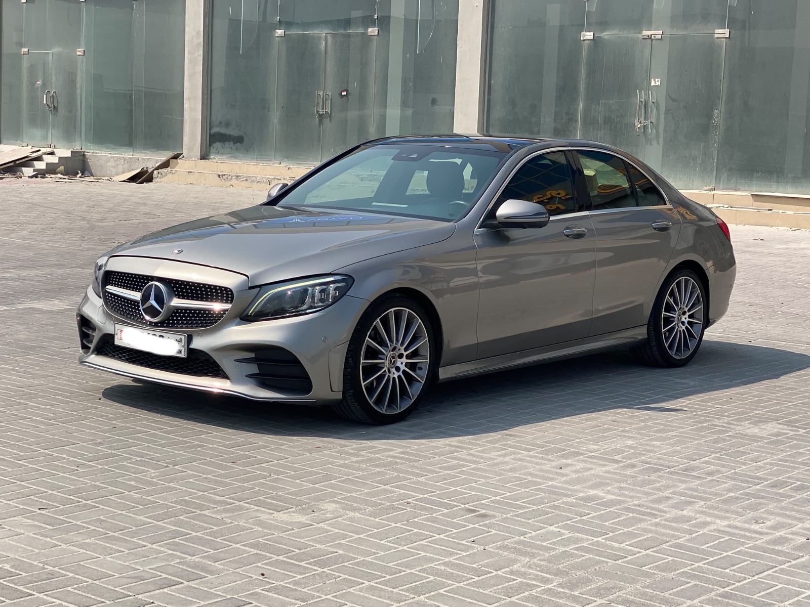 Mercedes Benz C-200 / 2019 (Silver)