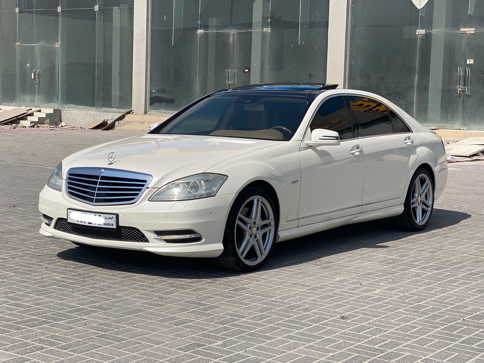 Mercedes Benz S-350L 2012 (White)