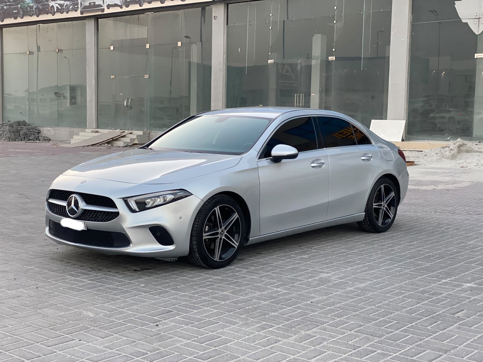 Mercedes Benz A-200 / 2022 (Silver)