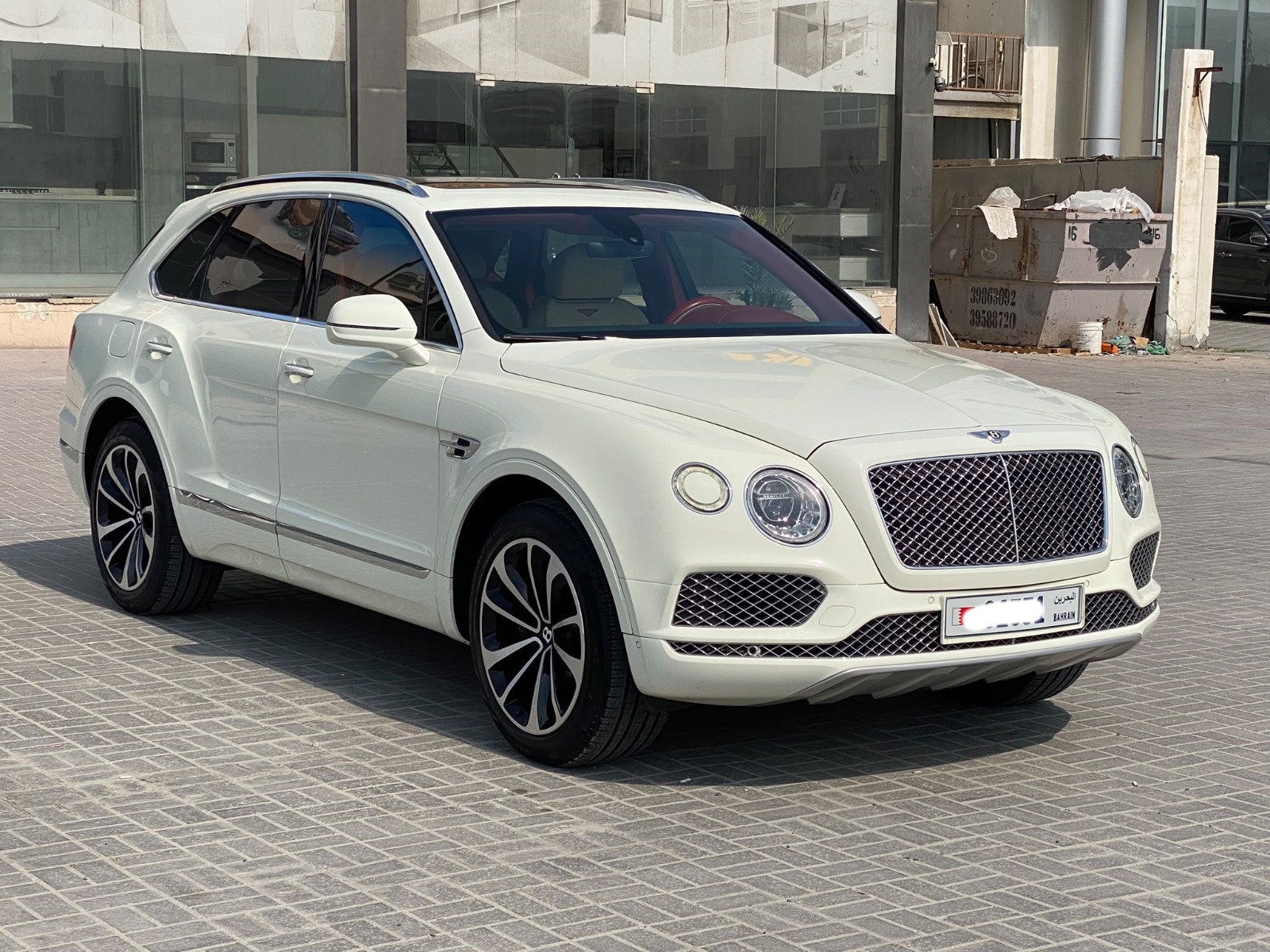 Bentley Bentayga 2017 (White)