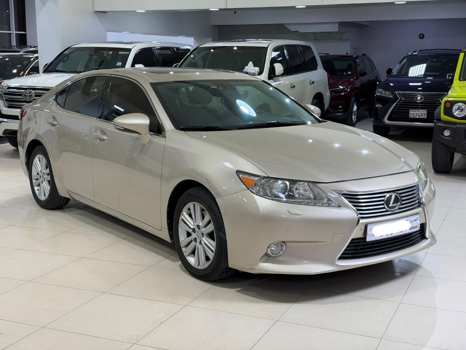 Lexus ES-350 / 2013 (Beige)