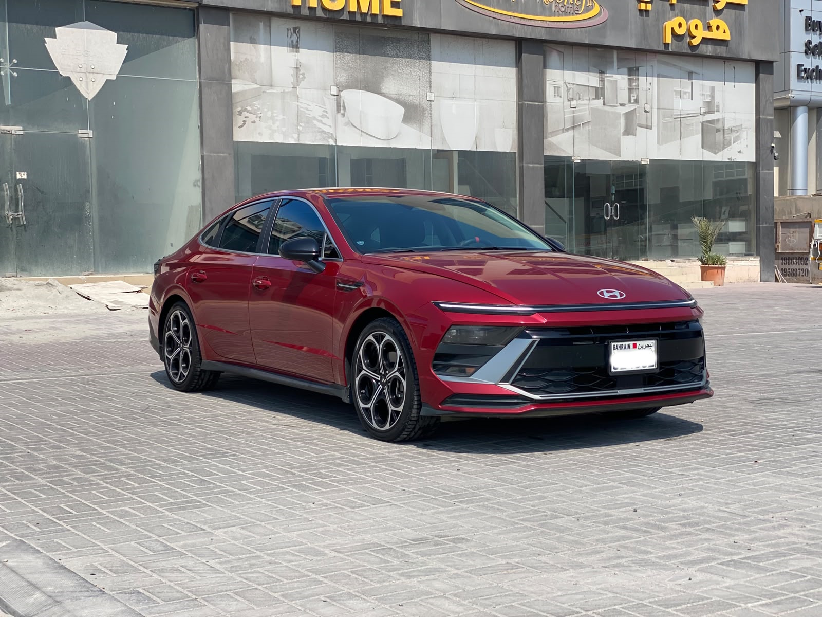Hyundai Sonata 2025 (Red)