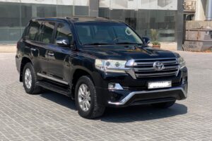 Toyota Land Cruiser GXR 2018 (Black)