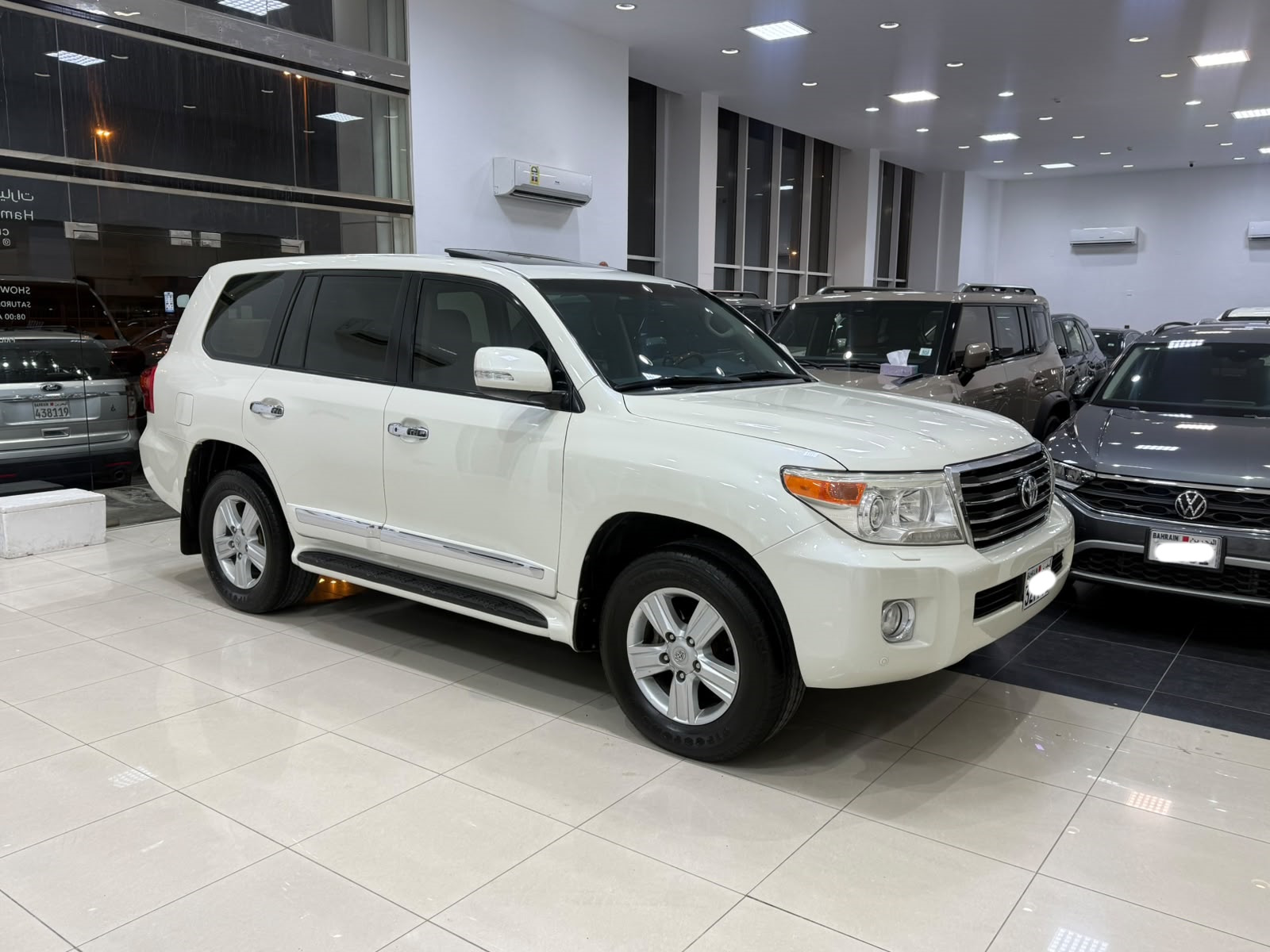 Toyota Land Cruiser GX-R 2015 (White)