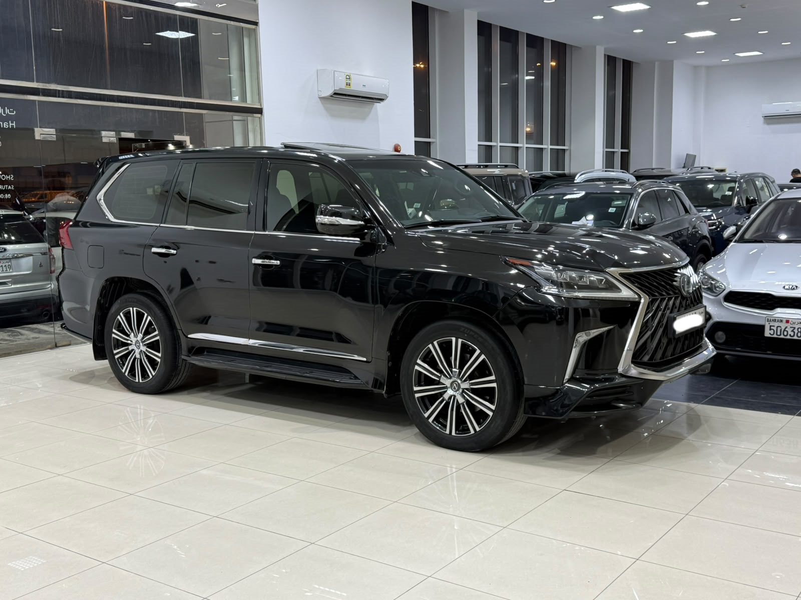 Lexus LX-570 S 2018 (Black)
