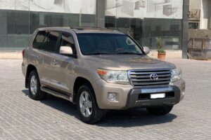 Toyota Land Cruiser VX-R 2014 (Beige)