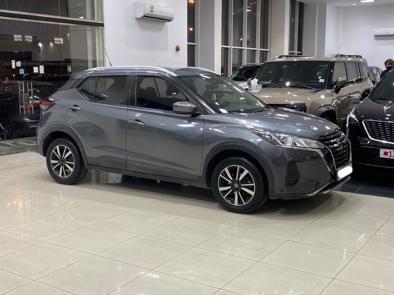 Nissan Kicks 2021 (Grey)
