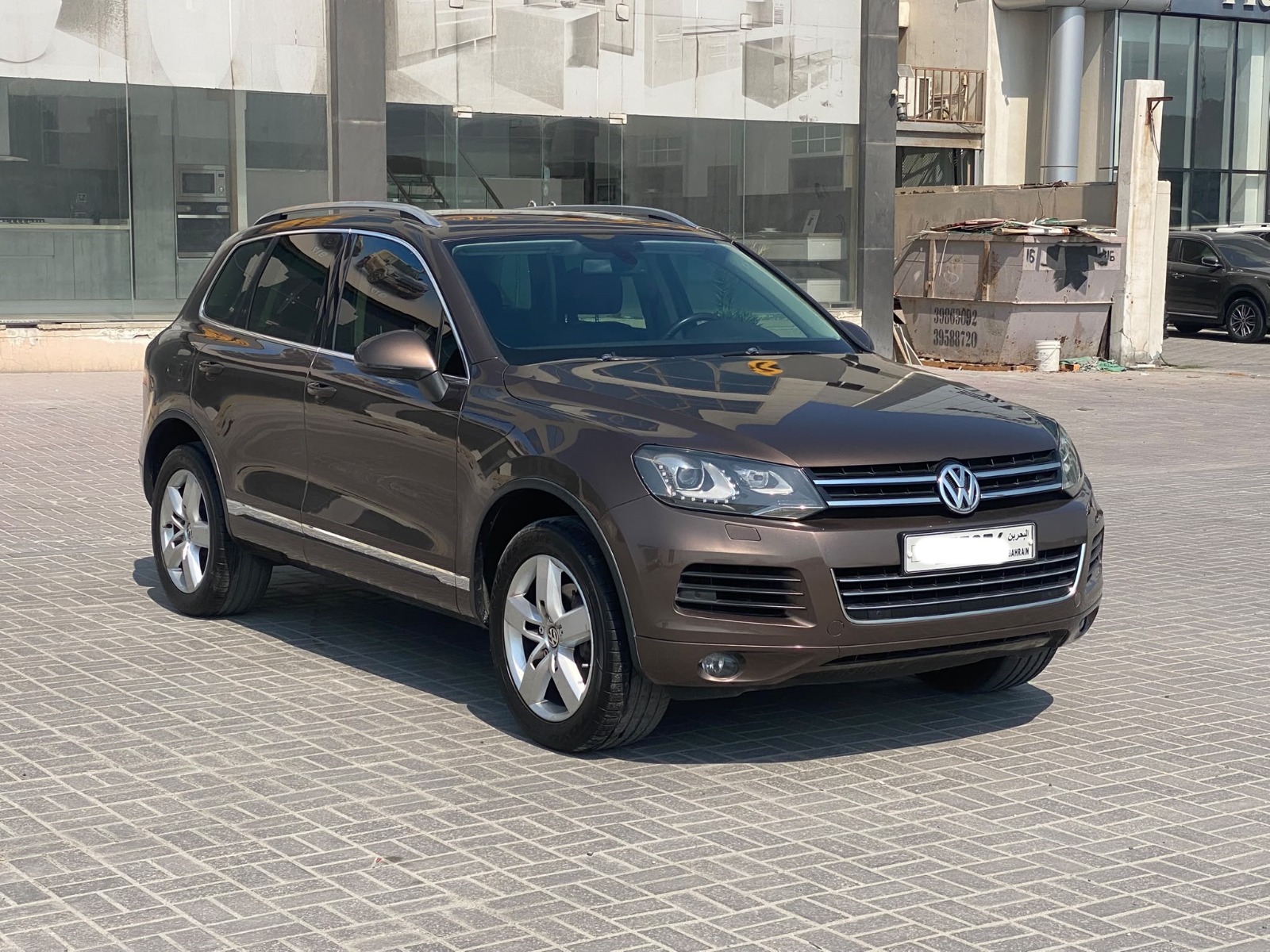 Volkswagen Touareg 2014 (Brown)