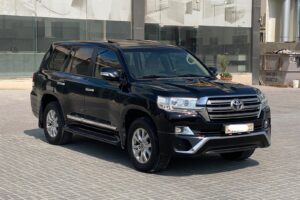 Toyota Land Cruiser GX-R 2018 (Black)