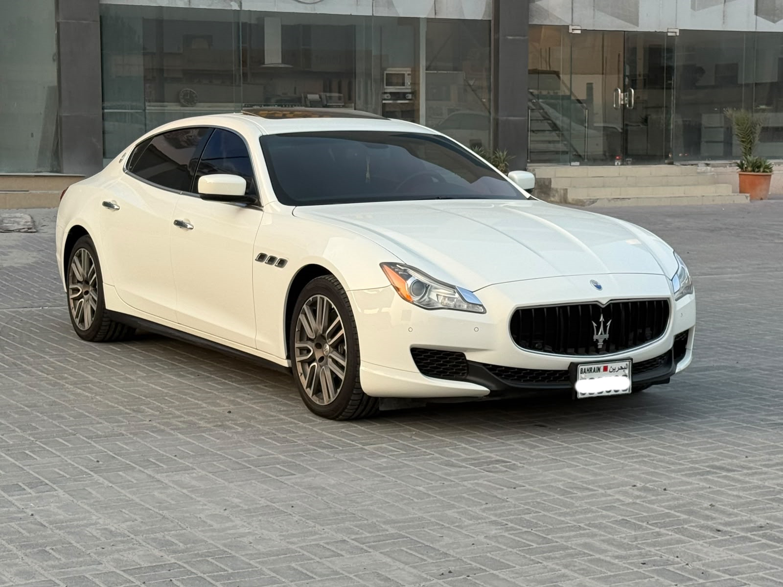 Maserati Quattroporte 2015 (White)