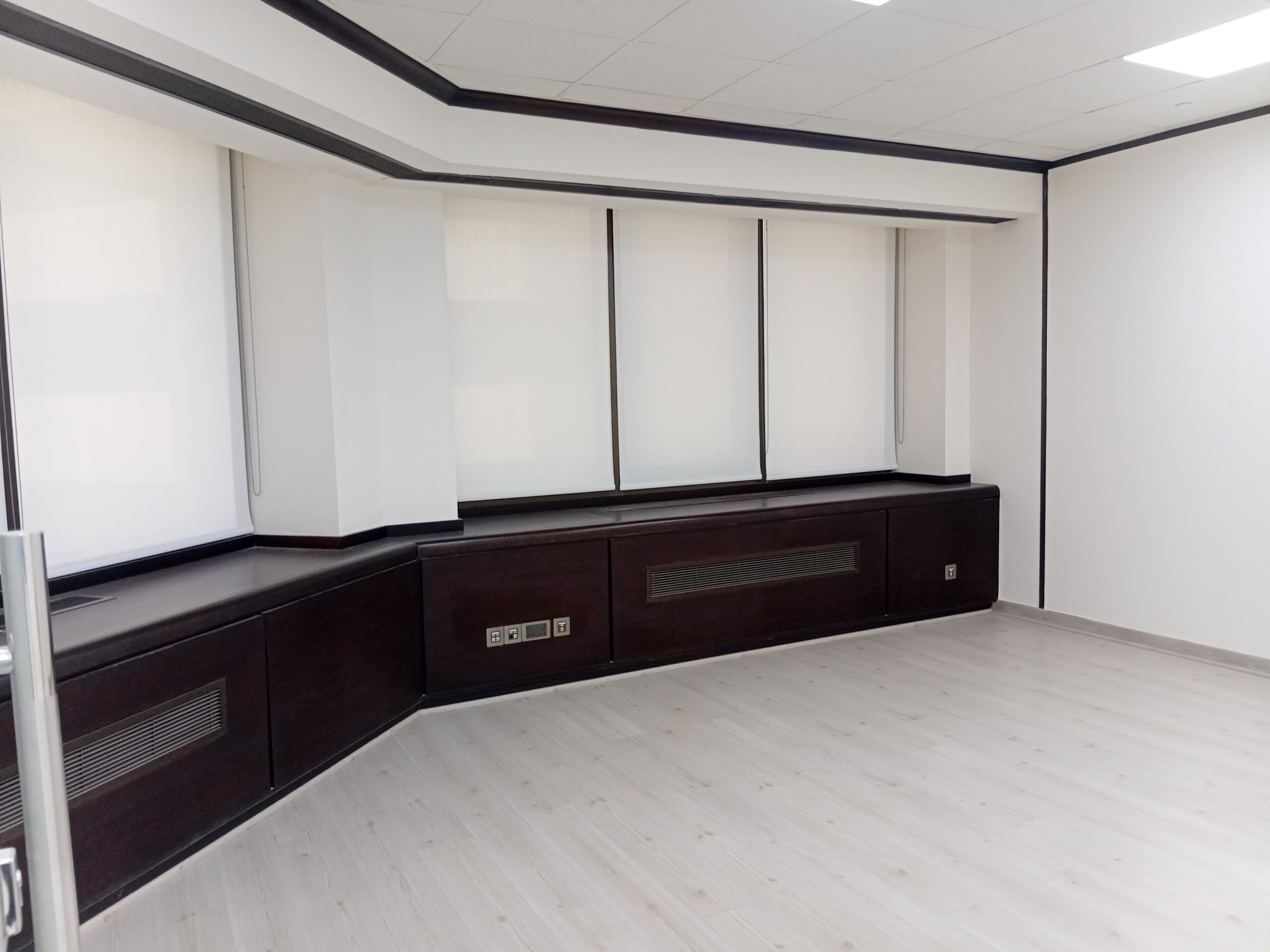 Commercial Office | Prime location | Diplomatic area | Parking | Security | Kitchen | Central ACs